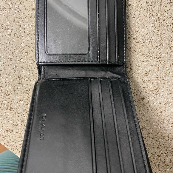 Coach Wallet - Picture 3 of 3